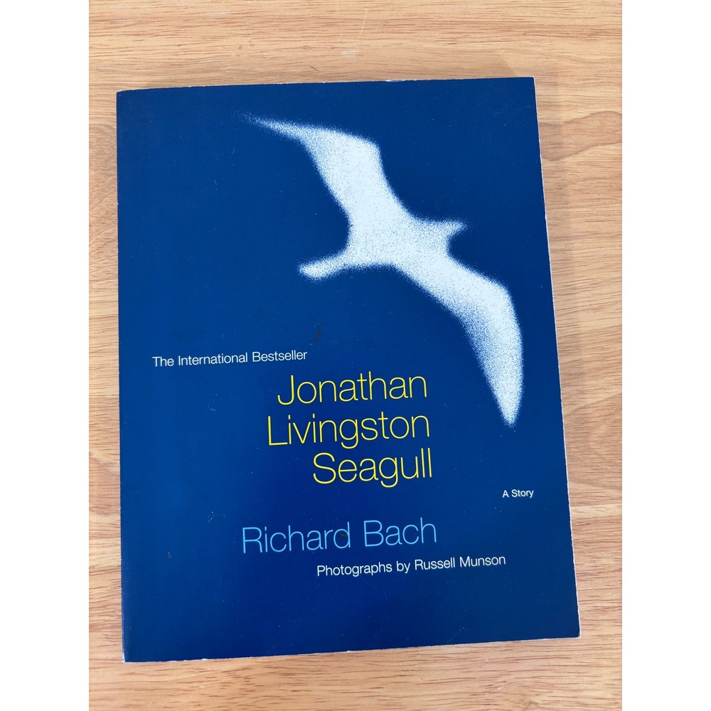 Scribner Jonathan Livingston Seagull Book Unisex OS Blue Richard Bach Paperback